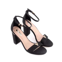 Sandalias Altas*DIFFERENT Sandália