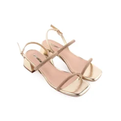 Sandalias Altas*DIFFERENT Sandália